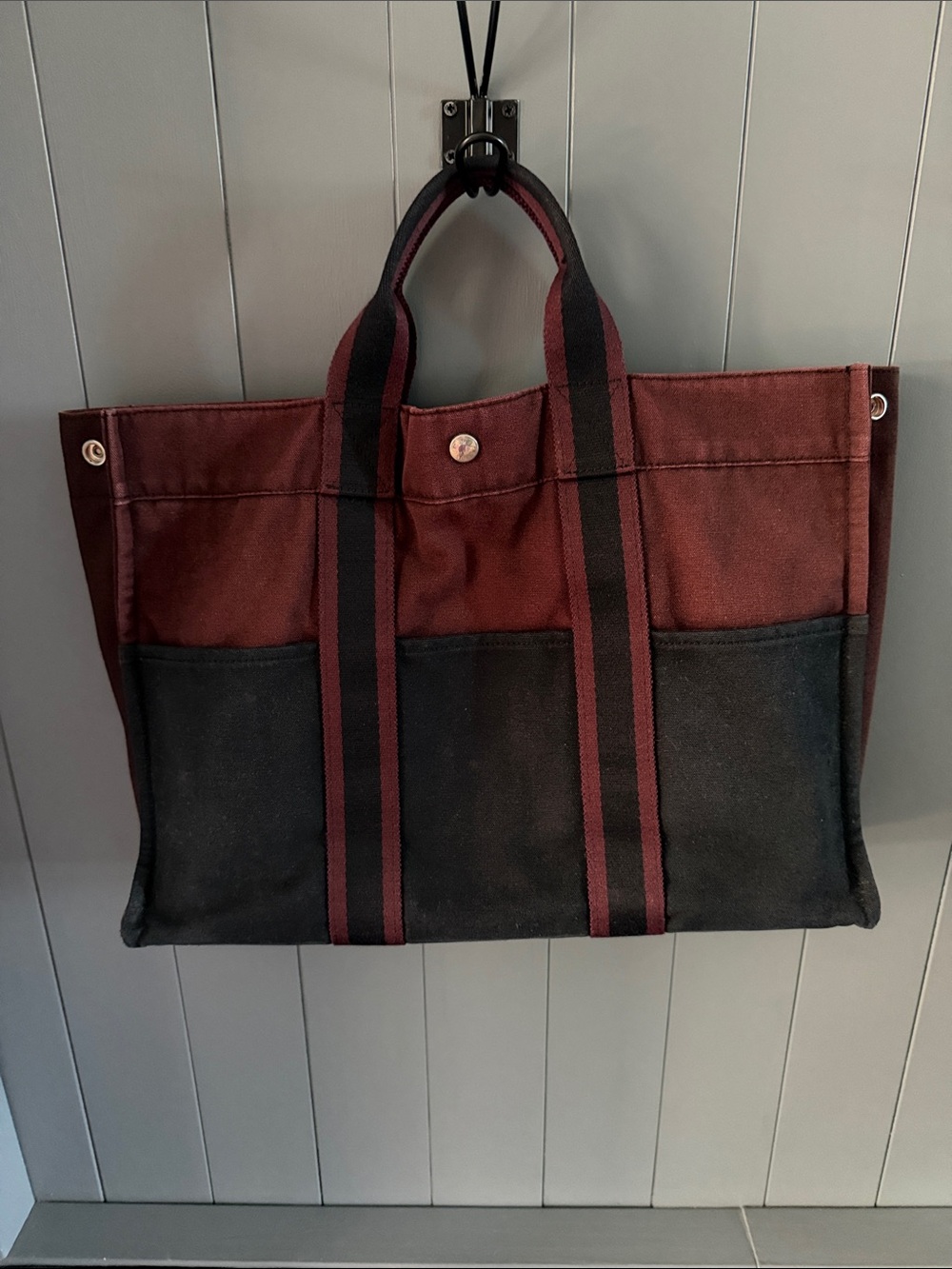 Hermes Fourre Tout MM Two-Tone Canvas Tote Bag - Burgundy and Black Unisex